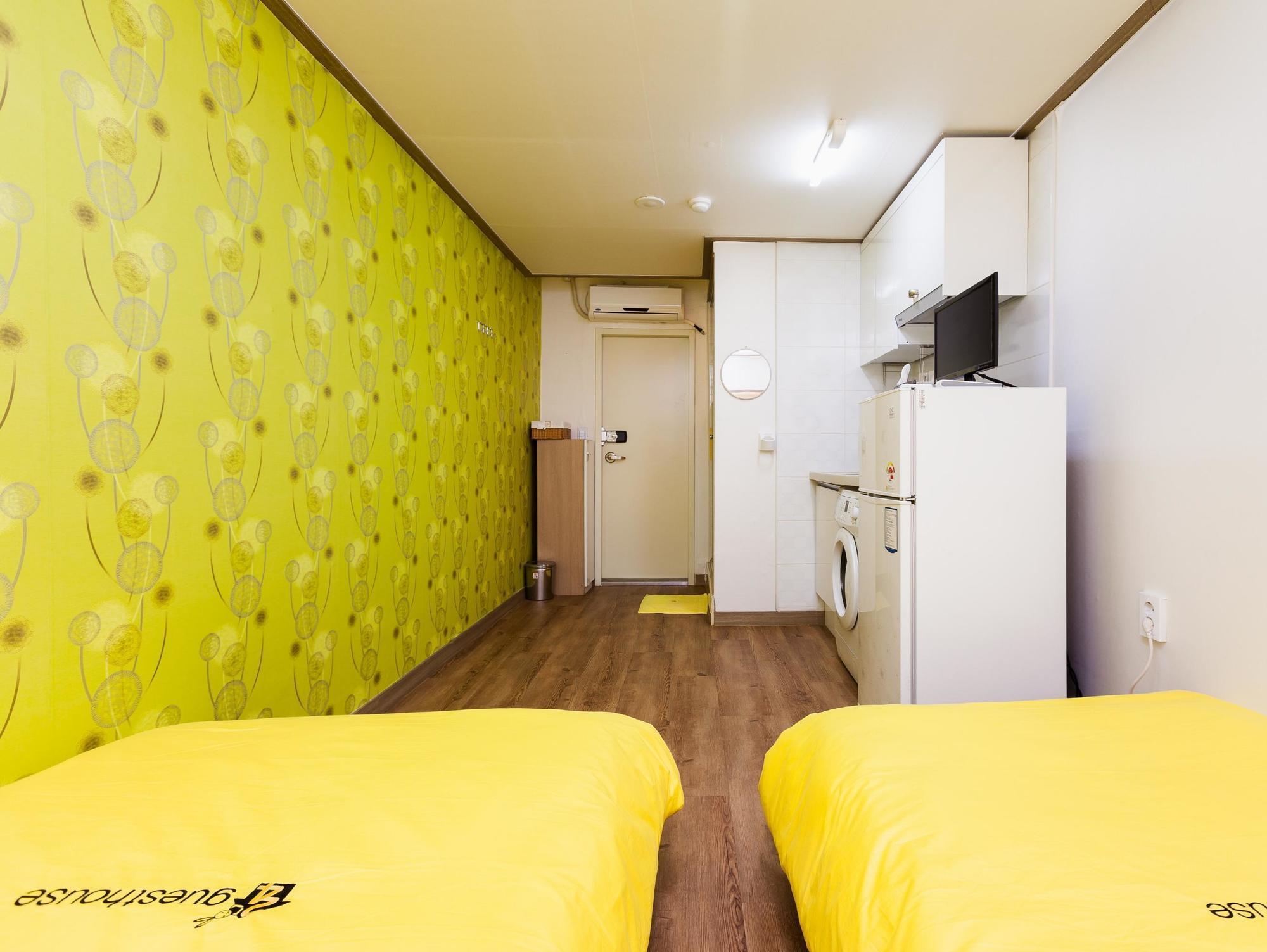 24 Edae Guest house 2*